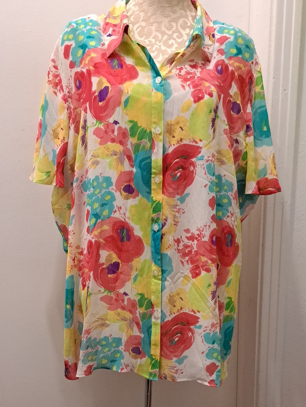 Sag Harbor Floral Button-Up Blouse in White, Red, Teal and Yellow
